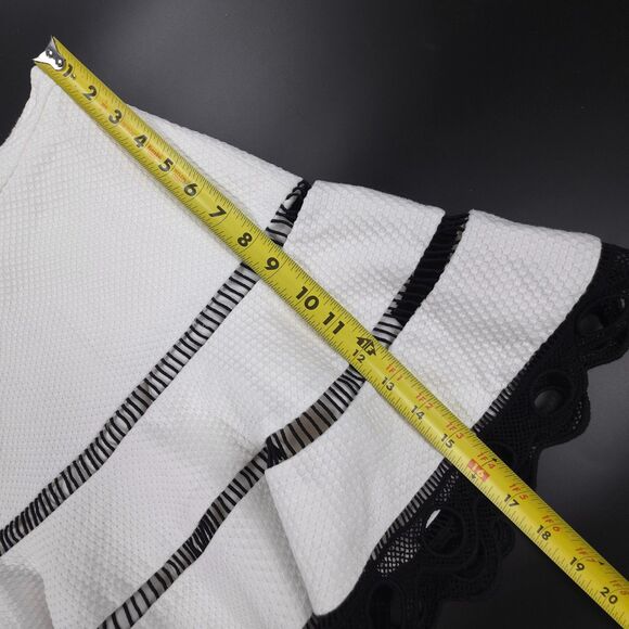 ALEXIS Ediely High Waisted Ruffled Lace Cut Out Mini Skirt White Lolita Coquette - Picture 4 of 6